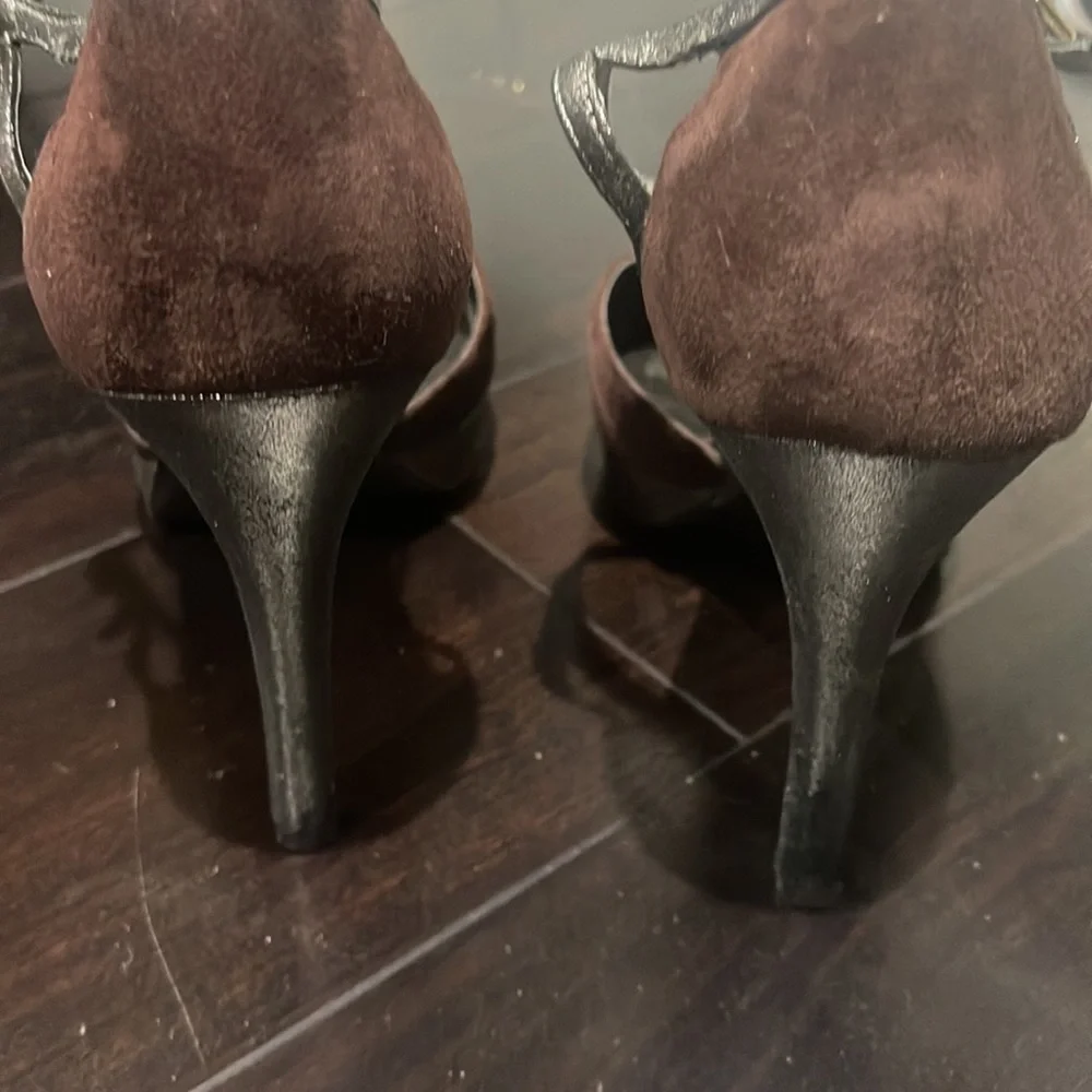 Gently Loved Ralph Lauren Chocolate Brown Suede  T Strap Heels - Picture 5 of 8